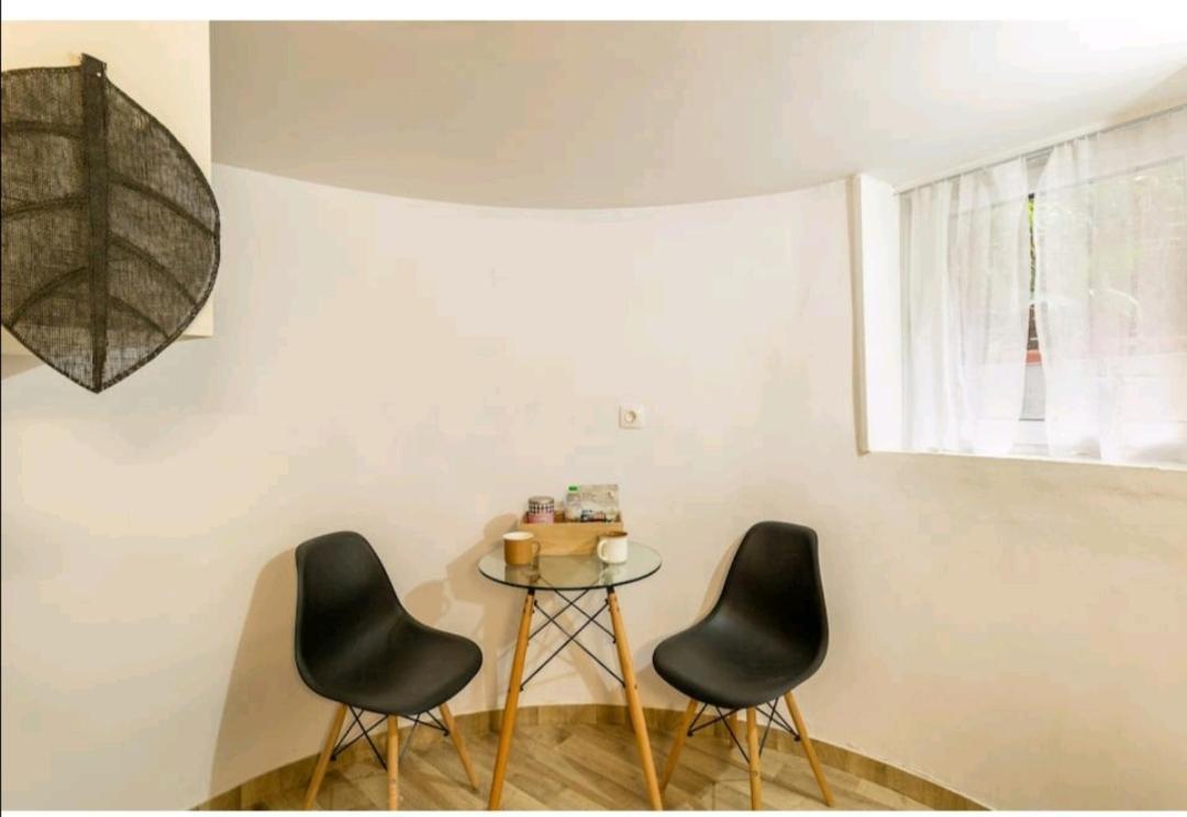 Acropolis Elegant Maisonette By Lodgespot Athens Ngoại thất bức ảnh