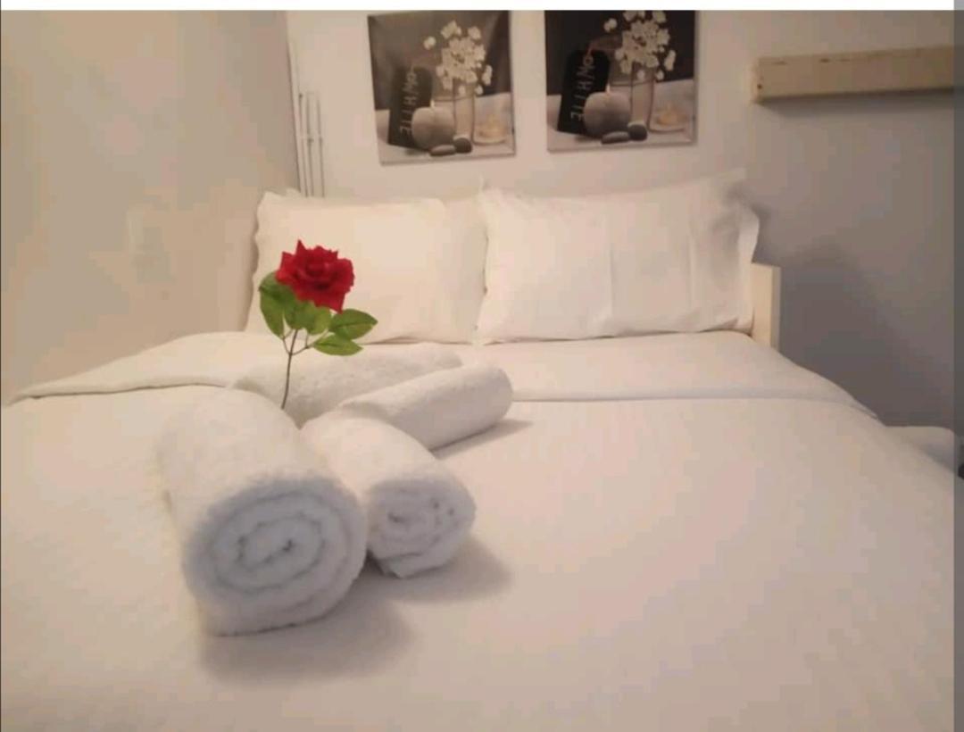 Acropolis Elegant Maisonette By Lodgespot Athens Ngoại thất bức ảnh